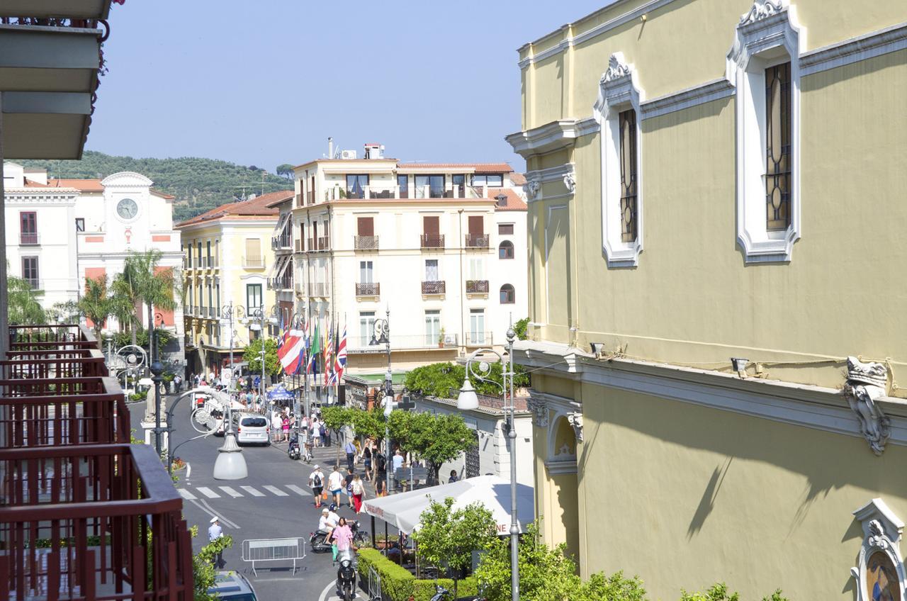 Maison d'hôtes Palazzo Spasiano - Center 3*